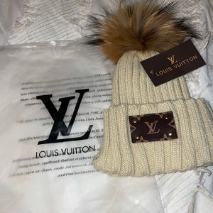 ***Not Authentic*** Louis Vuitton women’s beanie